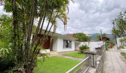 Casa à venda, 200 m² por R$ 970.000,00 - Alto - Teresópolis/RJ
