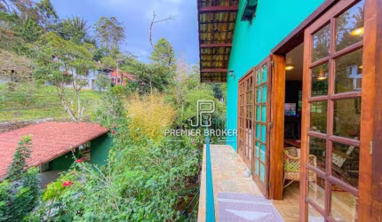 Casa com 5 dormitórios à venda, 196 m² por R$ 1.540.000,00 - Carlos Guinle - Teresópolis/RJ