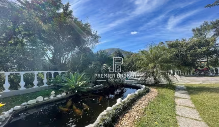 Casa fora de condomínio com 5 dormitórios à venda, 512 m² por R$ 2.350.000 - Comary - Teresópolis/RJ