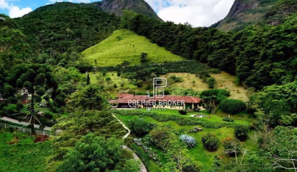 Sítio com 6 dormitórios à venda, 929000 m² por R$ 2.970.000,00 - Vargem Grande - Teresópolis/RJ