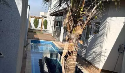 Casa 3 dormitórios, área de lazer - Vilage Mantiqueira- Guaratingueta
