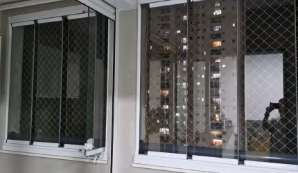 Apt de 2 d. com ar condicionado