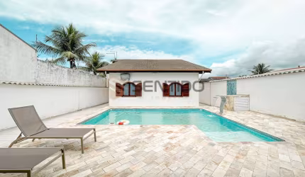 Casa Térrea com Piscina no Cibratel II – Espaço, Conforto e Lazer a Poucos Passos da Praia!