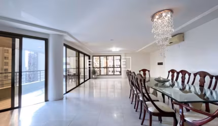 Apartamento 4 Quartos e 3 Vagas - Centro