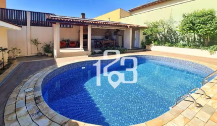 Casa com 4 dormitórios à venda, 251 m² por R$ 1.040.000 - Jardim América - Bragança Paulista/SP
