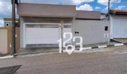Casa com 3 dormitórios à venda, 148 m² por R$ 810.000 - Jardim Vista Alegre - Bragança Paulista/SP