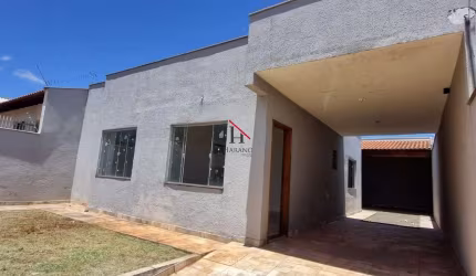 Casa com 2 quartos à venda no Jardim Pacaembu, Londrina  por R$ 350.000