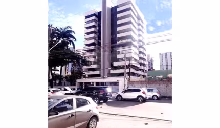 Apartamento com 3 quartos à venda em Meireles - CE