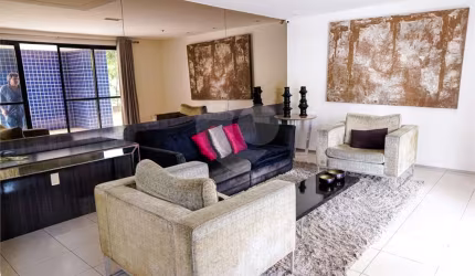Apartamento com 4 quartos à venda em Patriolino Ribeiro - CE