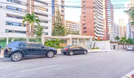 Apartamento com 3 quartos à venda em Meireles - CE