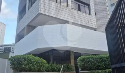Apartamento com 5 quartos à venda em Meireles - CE