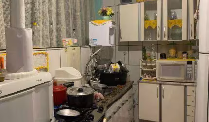 Sobrado com 2 dormitórios à venda, 84 m² por R$ 160.000,00 - Piraporinha - Diadema/SP