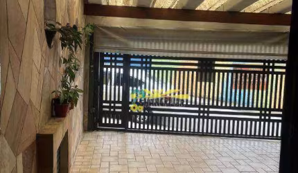 Sobrado com 3 dormitórios à venda, 174 m² por R$ 650.000 no Rudge Ramos