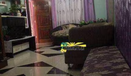 Sobrado com 3 dormitórios à venda, 350 m² por R$ 525.000,00 - Taboão - Diadema/SP