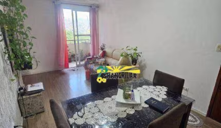 Apartamento com 2 dormitórios à venda, 56 m²- 1 vaga e sacada por R$ 230.000 - Parque São Vicente - Mauá/SP