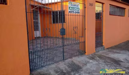 Casa com 3 dormitórios para alugar, 80 m² por R$ 2.300,00/mês - Vila São José - Diadema/SP