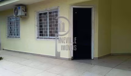 CASA  EM PINHAIS
