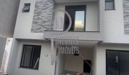 Casa à venda com 3 dormitórios no bairro Capão da Imbuia em Curitiba