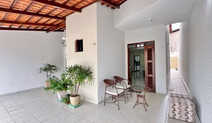 Casa para Venda em Fortaleza, Parque Manibura, 4 dormitórios, 4 suítes, 5 banheiros, 4 vagas