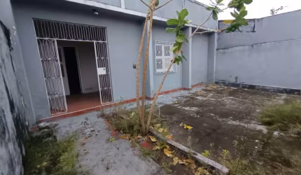 Casa para Venda em Fortaleza, Conjunto Ceará II, 3 dormitórios, 1 banheiro, 3 vagas