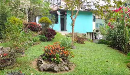 Aluga-se  casa proximo ao Centro Histórico  nas Duchas