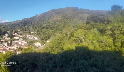 Aluga - se ótima kitnet  no Centro Histórico