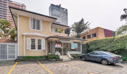 Casa Alto Padrão - Comercial -