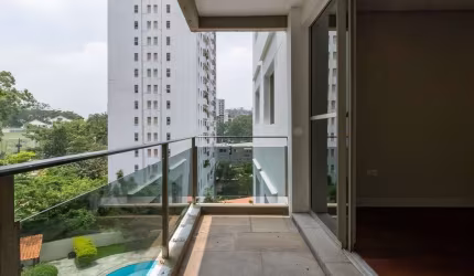 Apartamento Padrão - Reformado