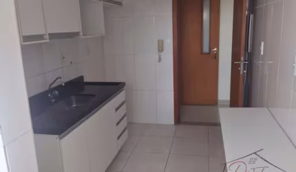 Apartamento para Venda em Lauro de Freitas, Pitangueiras, 3 dormitórios, 1 suíte, 3 banheiros, 1 vaga