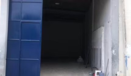 Galpão para Locação em Lauro de Freitas, Centro, 1 banheiro, 6 vagas