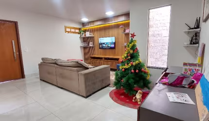 Linda casa no condomínio Portal Beija Flor!