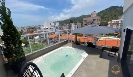Cobertura com 3 dormitórios à venda, 160 m² por R$ 2.200.000,00 - Praia de Palmas - Governador Celso Ramos/SC