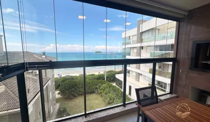 Apartamento mobiliado com vista para o mar
