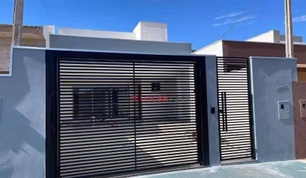 Casa com 3 dormitórios à venda, 100 m² por R$ 380.000 - Centro - Iguaraçu/PR