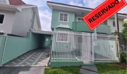 Casa em condomínio fechado com 3 quartos para alugar na Rua Pedro Wieler, 1041, Xaxim, Curitiba por R$ 3.500