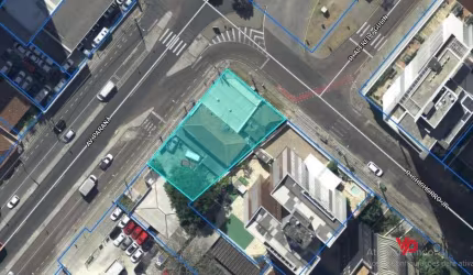 Terreno à venda na Avenida Paraná, 404, Cabral, Curitiba por R$ 2.500.000