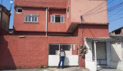 Prédio 2 andares com 4 unidades, 320,00m², à venda em São João de Meriti, São Mateus
