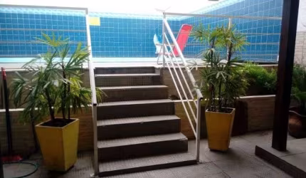 Casa à venda em São João de Meriti, Coelho da Rocha, com 4 quartos, 198m²