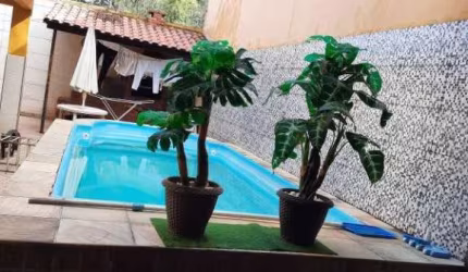Casa 2 suítes, com piscina, à venda, conjunto Azul, São João de Meriti,