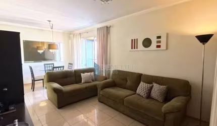 Apartamento com 03 Quartos e 02 banheiros à Venda - Centro