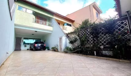 Sobrado com 4 dormitórios à venda, 240 m² por R$ 1.369.000,00 - Vila Assunção - Santo André/SP