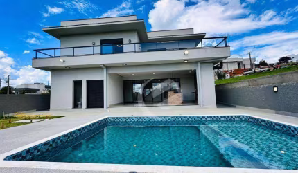 Sobrado com 4 dormitórios à venda, 268 m² por R$ 1.790.000,00 - Curitibanos - Bragança Paulista/SP