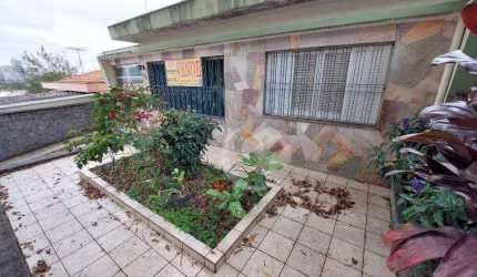Casa com 2 dormitórios à venda, 155 m² por R$ 590.000,00 - Vila Scarpelli - Santo André/SP