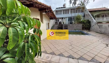 Sobrado com 3 dormitórios à venda, 295 m² por R$ 1.750.000,00 - Vila Valparaíso - Santo André/SP