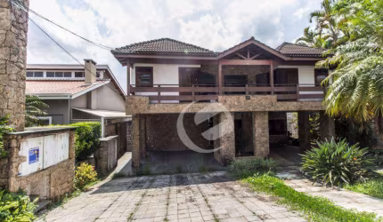 Sobrado com 4 dormitórios à venda, 635 m² por R$ 2.650.000 - Alphaville - Santana de Parnaíba/SP