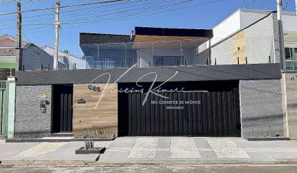 Casa com 3 dormitórios próximo da Alameda Lucas Nogueira Garces - Jardim do Lago em Atibaia