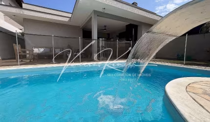 Casa térrea com 3 dormitórios no Condomínio Terras de Atibaia