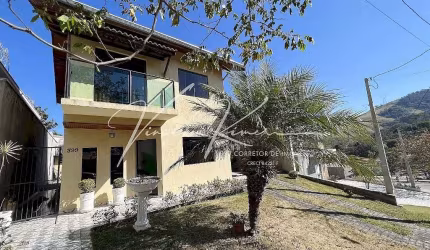 Casa com 3 dormitórios no Condomínio Terras de Atibaia II em Atibaia