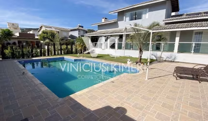 Casa com 4 dormitórios no Condomínio Terras de Atibaia I - Atibaia/SP