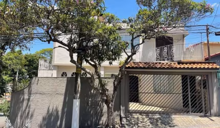 SOBRADO NO TREMEMBÉ COM 04 DORMITÓRIOS SENDO 01 SUÍTE E 03 VAGAS DE GARAGEM